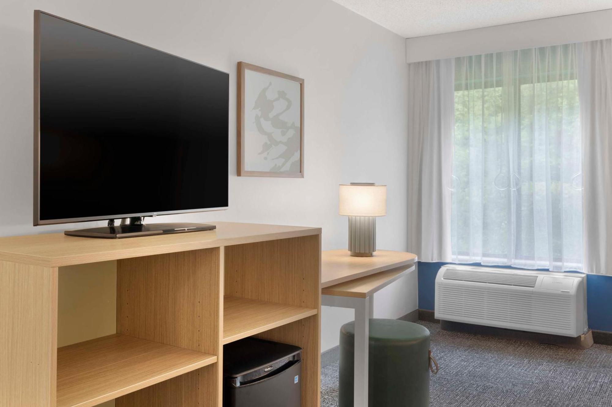 Spark By Hilton Newcomerstown ภายนอก รูปภาพ